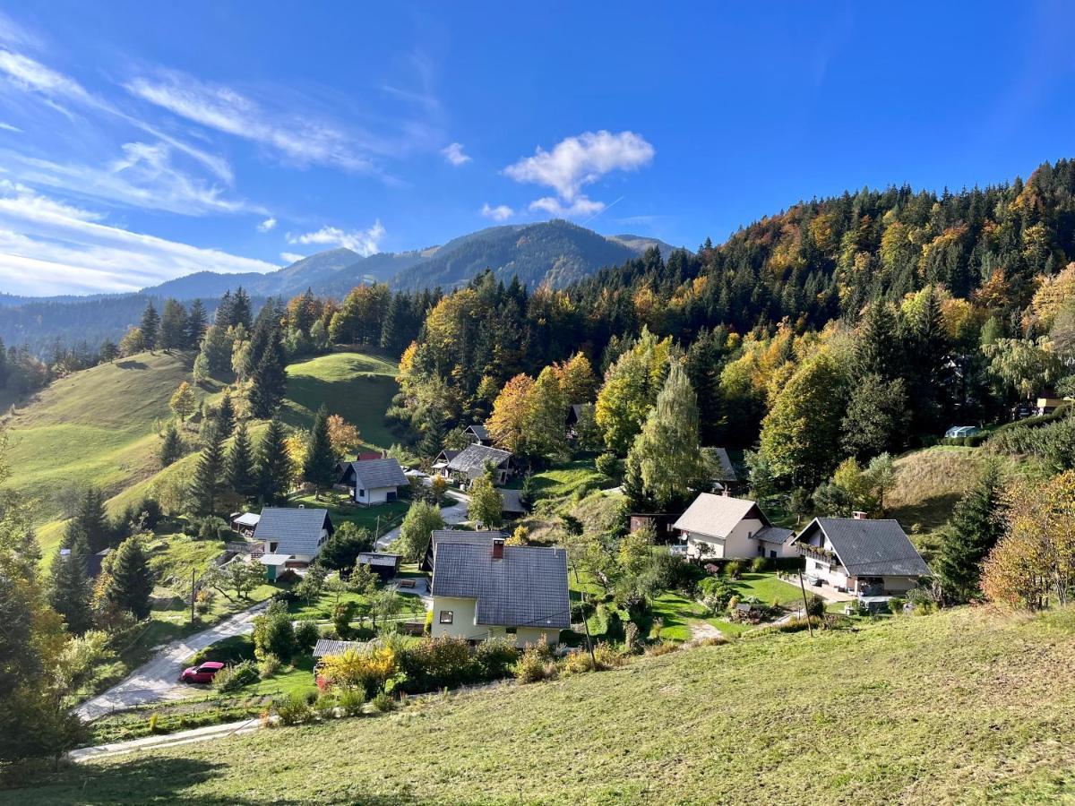 Apartments Pri Fencu Jesenice Bagian luar foto
