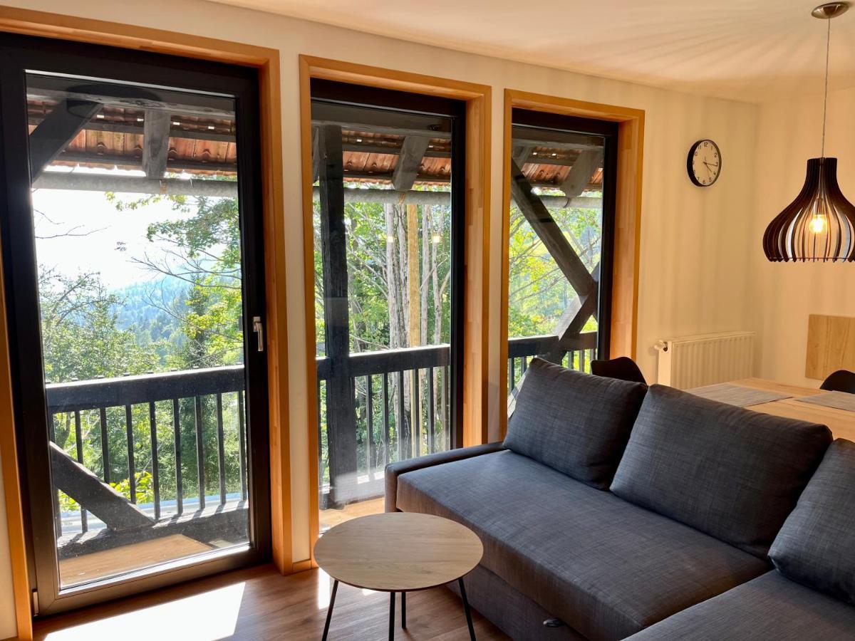 Apartments Pri Fencu Jesenice Bagian luar foto