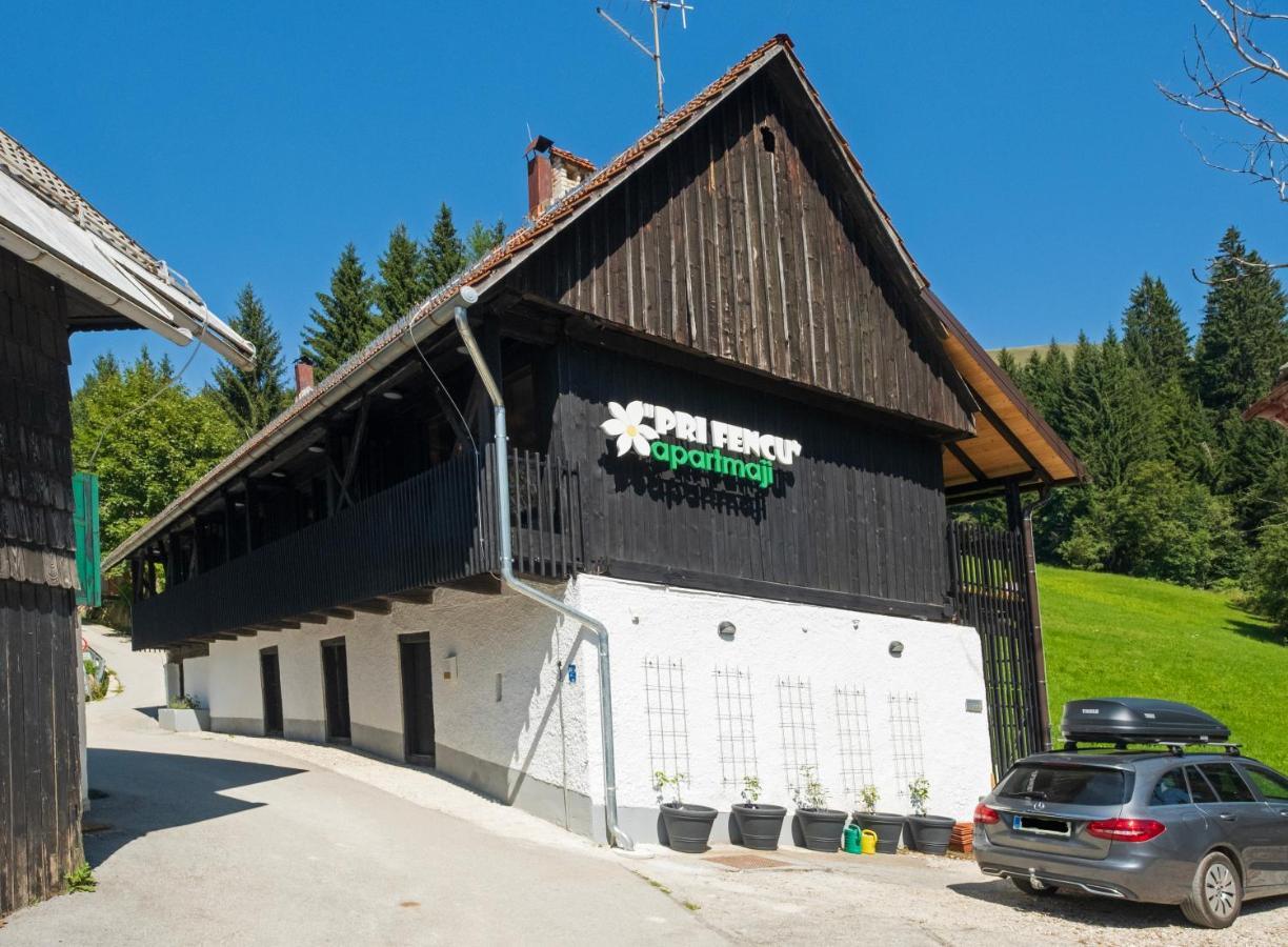 Apartments Pri Fencu Jesenice Bagian luar foto
