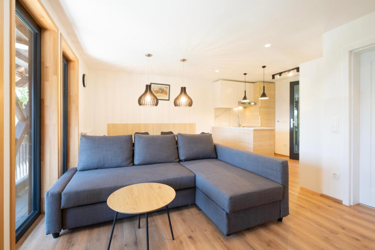 Apartments Pri Fencu Jesenice Bagian luar foto
