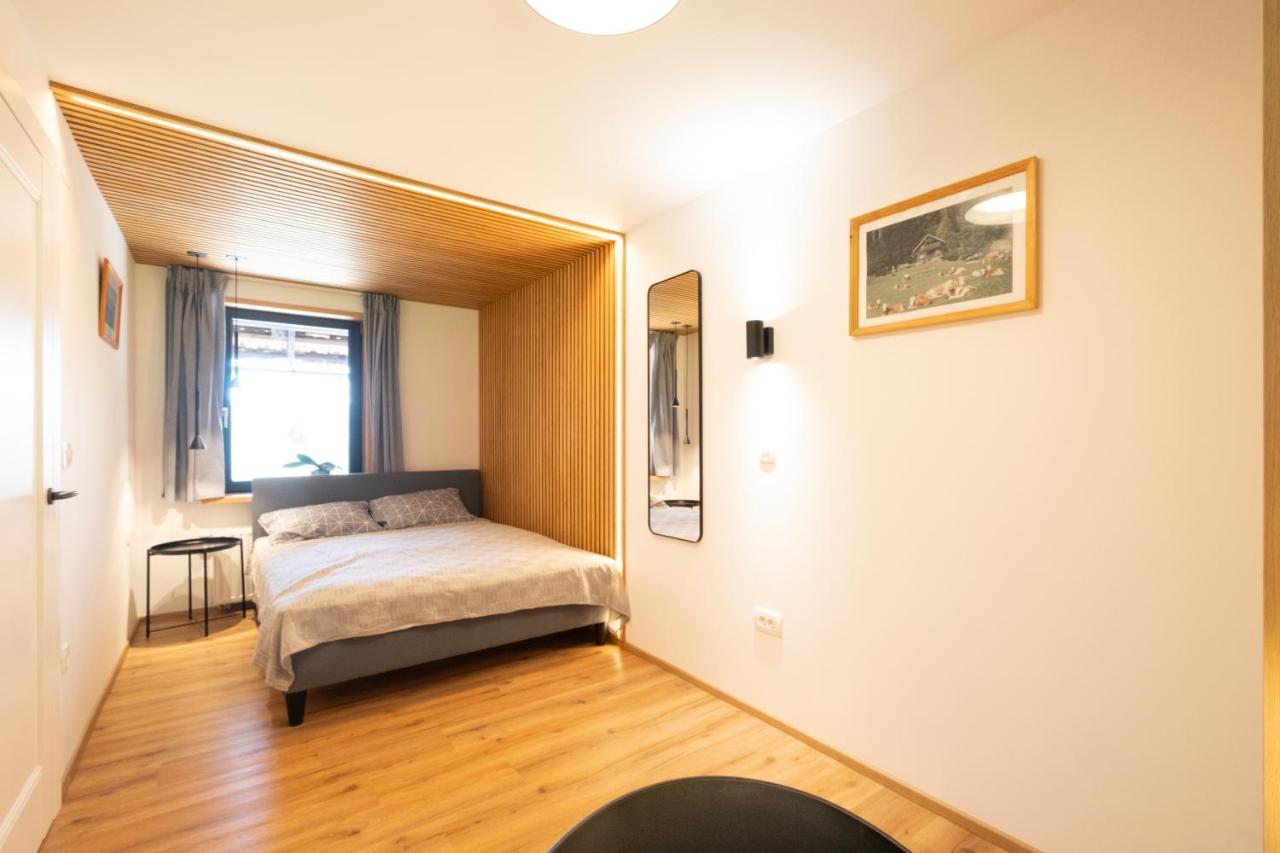 Apartments Pri Fencu Jesenice Bagian luar foto