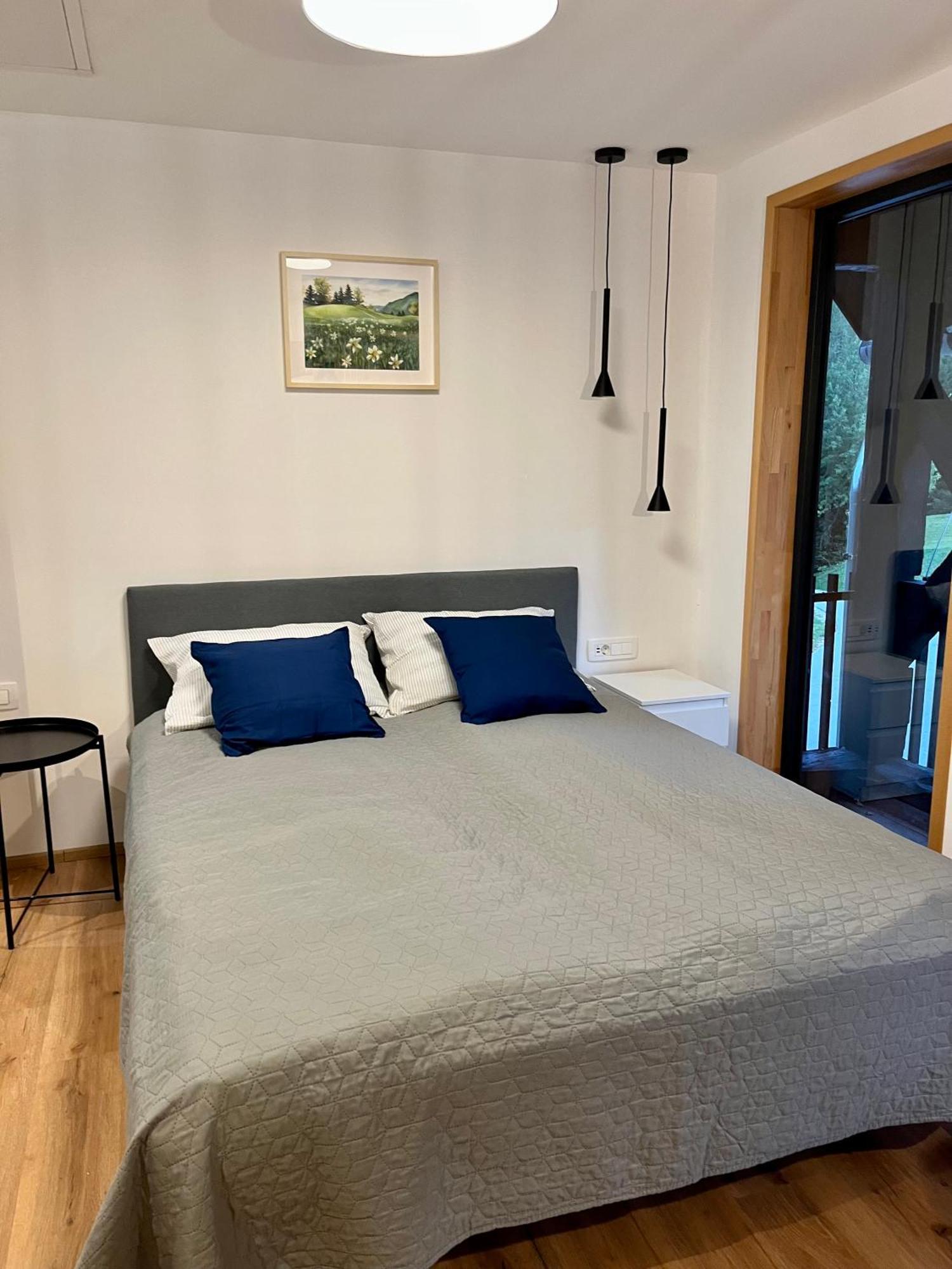Apartments Pri Fencu Jesenice Bagian luar foto