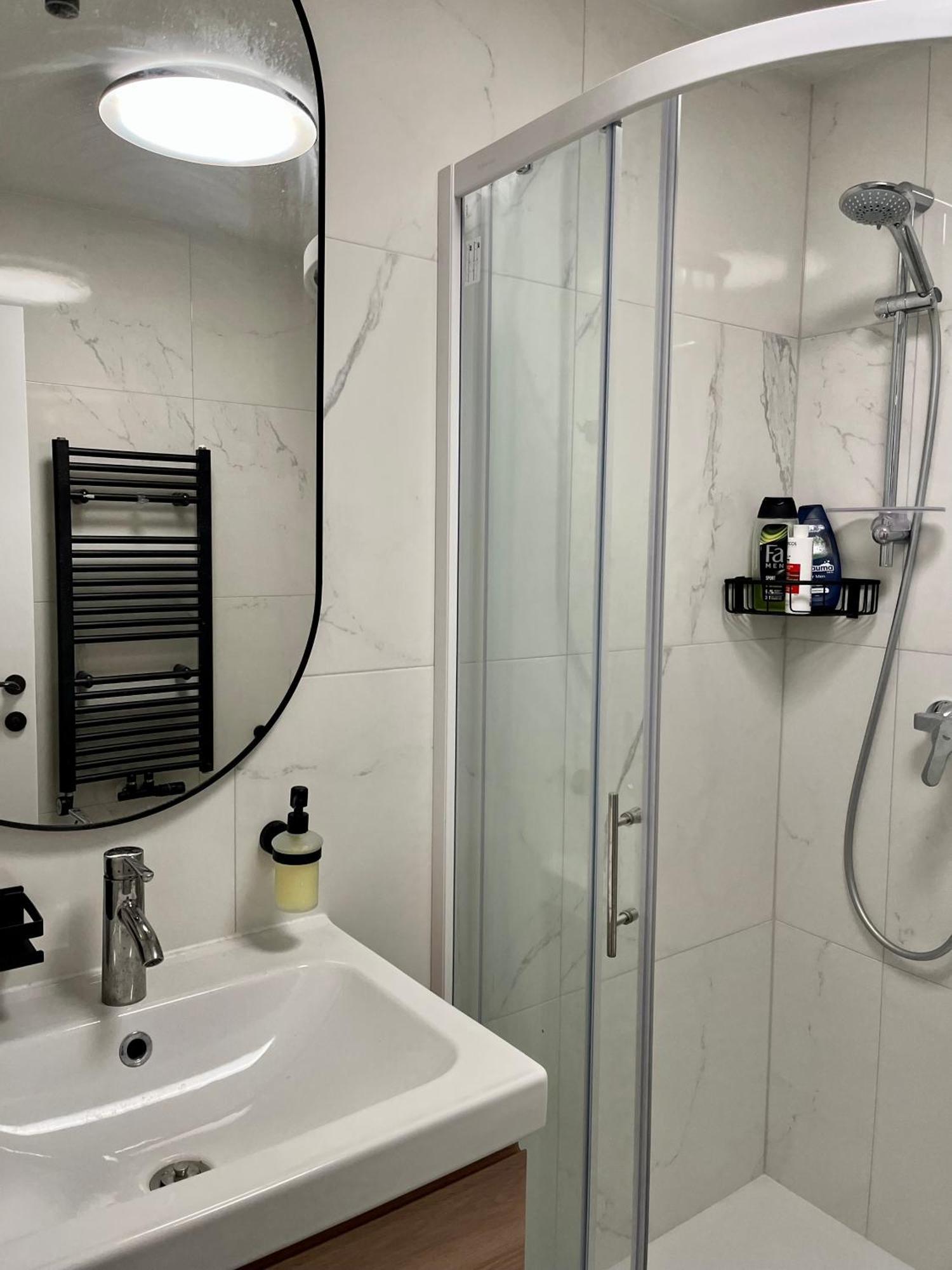 Apartments Pri Fencu Jesenice Bagian luar foto